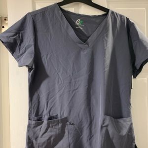 L gray scrub top NWT